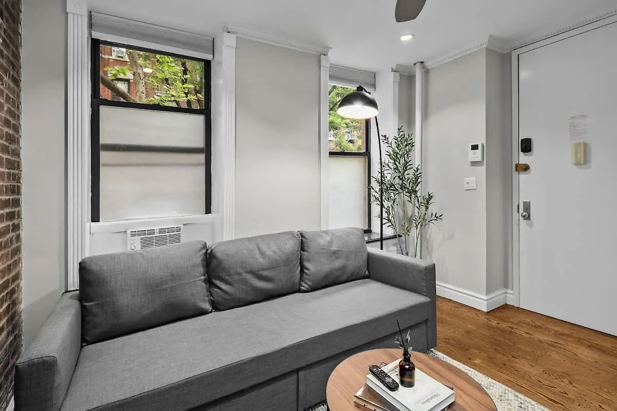 Apartment Trendy East Village Escape New York